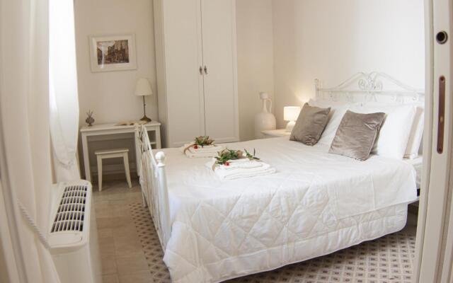 Ladorea Suite