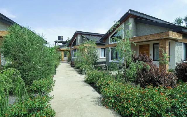 Ritzy Arcadia Cottages