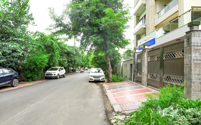 Fabexpress Divine Inn