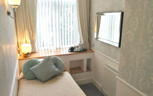 Rosemullion Hotel