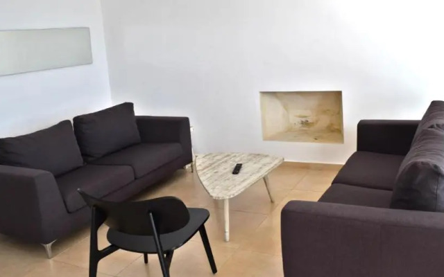 Amphora Hotel & Suites