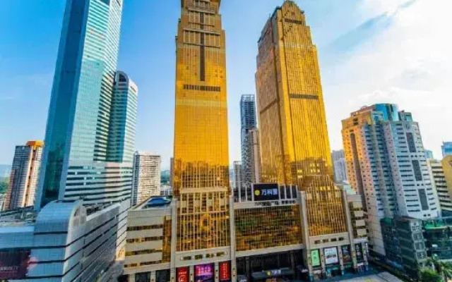 Vanke Shennan Road 68 Apartment (Shenzhen Dongmen Hubei Subway Station Branch)
