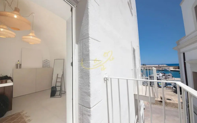 TD Palazzo Maris Il Gozzo Townhouse With Sea View