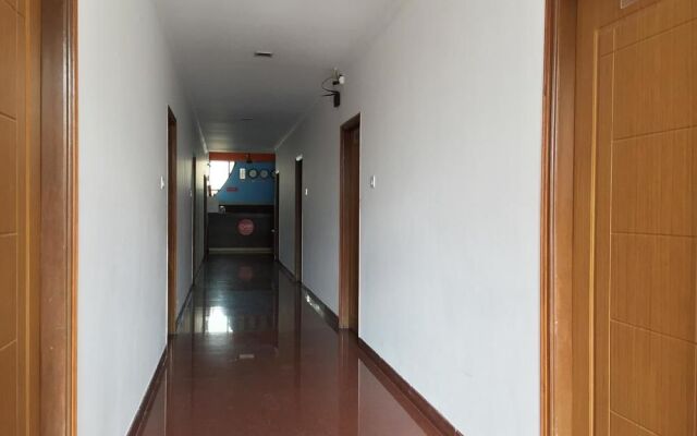 FabExpress GMR Grand 18