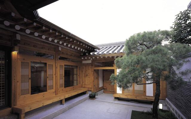 Xiwoo Hanok Guesthouse