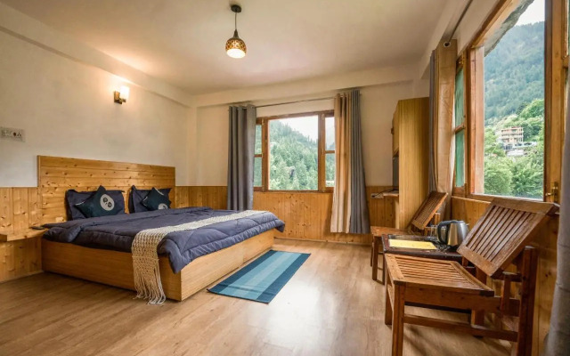 One Light Hostel