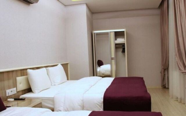 Mentalite Hotel