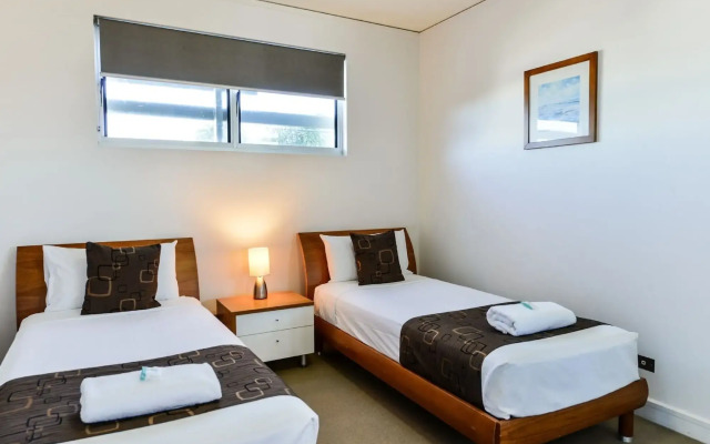 C Bargara Resort