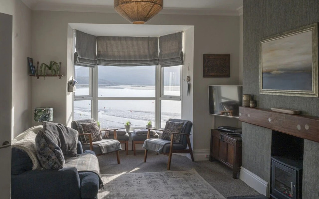 Harbour View - Flat 2
