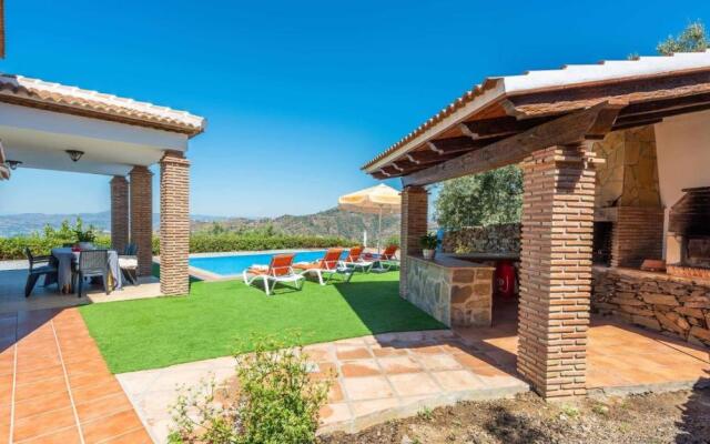 Villa Dajabe Sayalonga by Ruralidays