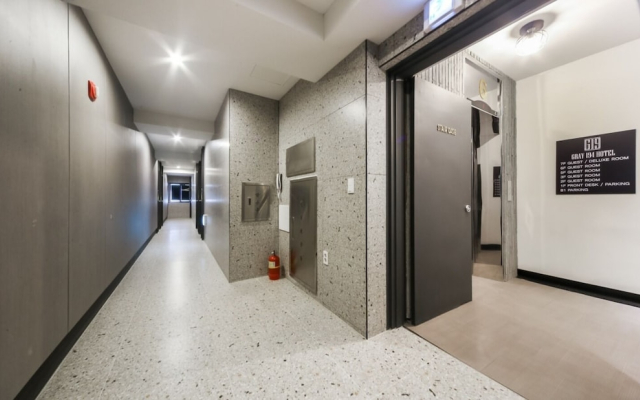 Busan Station Hotel Gray 194