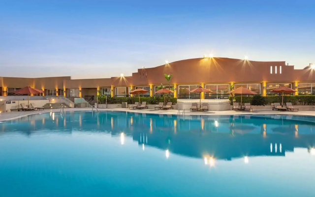 Hilton Alexandria Green Plaza
