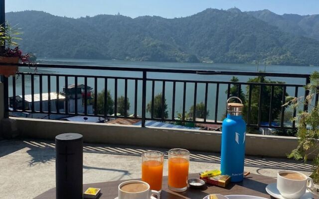 Hotel Eagle Zone