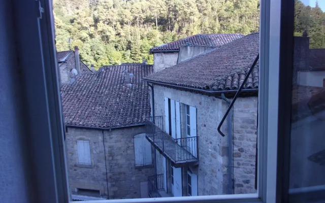 triplex douillet