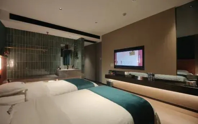 Yueyang Yipin Hotel