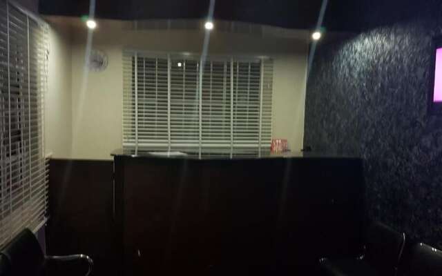 Lila Hotel