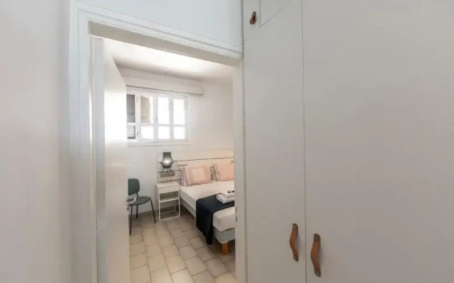 Protaras H2O Seafront Suite