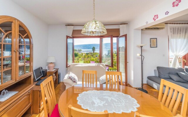 Amazing Apartment in Trogir With 2 Bedrooms and Wifi