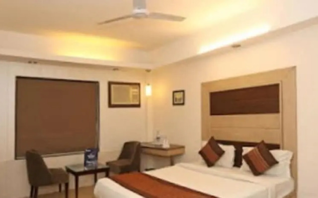 Pacific Inn Huda City Center
