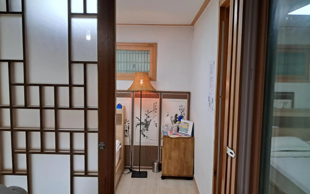 Nuhadang Hanok Guesthouse