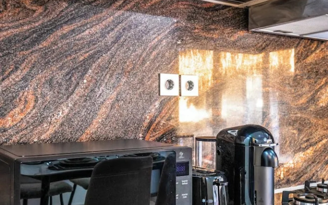 Queen Villa by Betterplace