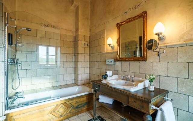 Schlosshotel Weyberhöfe