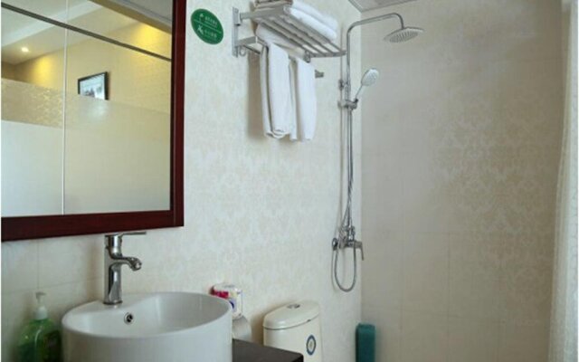 Wanning Holiday Hotel