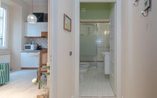 Town 6 - small studio in Cernobbio