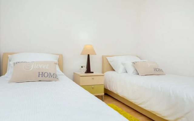 Sky Breeze Apartment