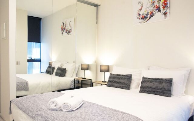 BHB Apartment in the Clouds