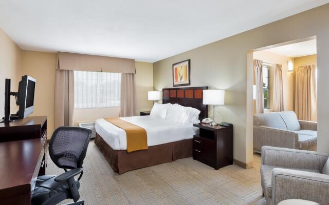 Holiday Inn Express Palestine by IHG