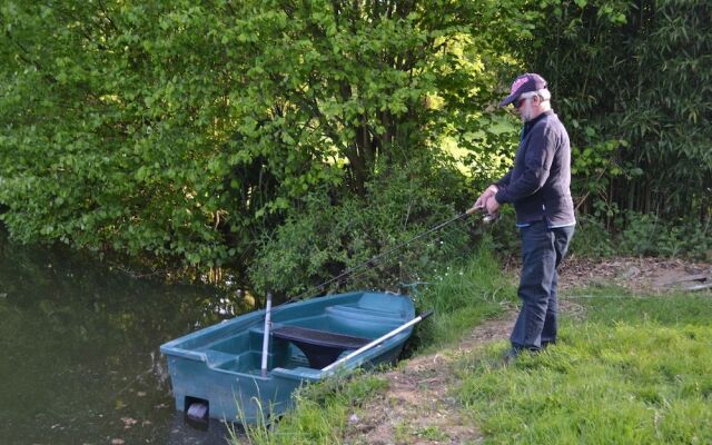Cabane Dans Les Arbres - Le Nid Dans Le Chêne