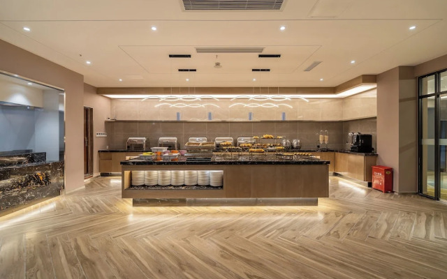 Shanghai Rezen Select Hotel