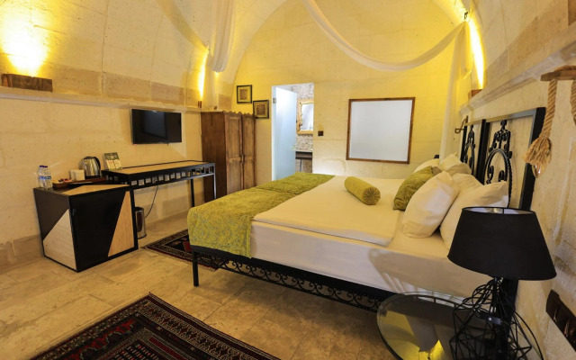 Ortahisar Cave Hotel