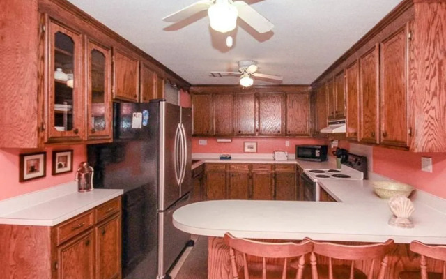 Palm Boulevard 3507 by RedAwning