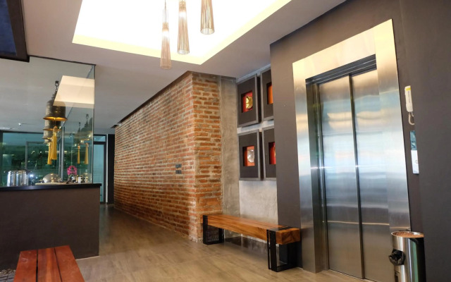 Inn residence serviced suites