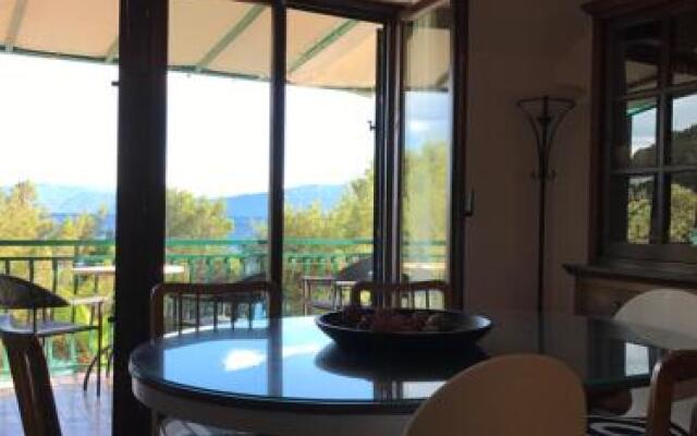 Sajeta Beach Apartments
