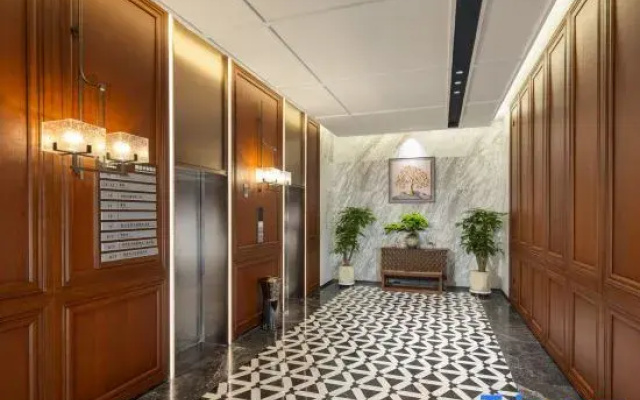 Hawthorn Hotel (Chenzhou Wuling Square Government Office Branch)