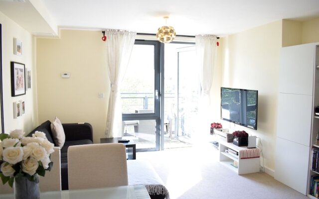 Stylish Apartment With Balcony In Finsbury Park