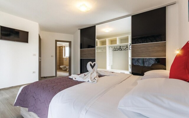 Awesome Home in Pula With Wifi and 4 Bedrooms