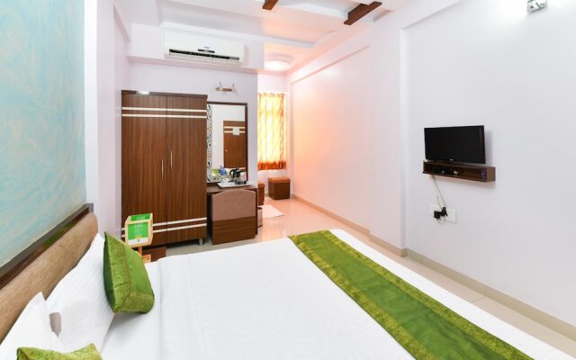 OYO 2116 Skylon Hotel