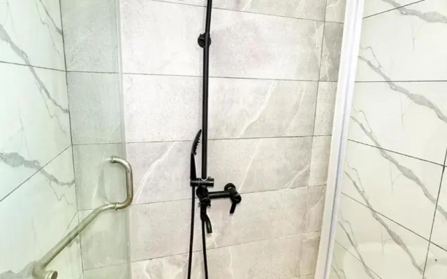 Luxury 2 bedroom apartment available ikate