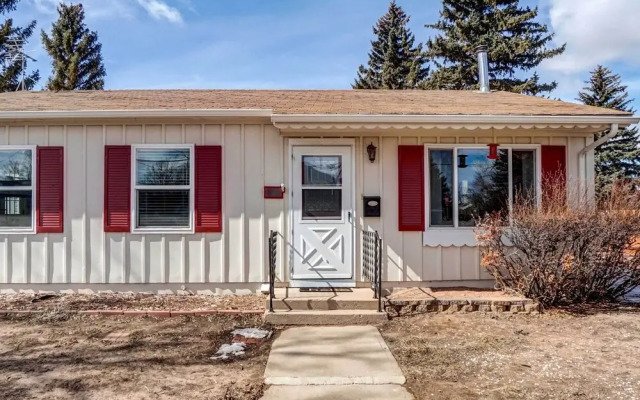 Laramie Vacation Rental: 2 Mi to Downtown!