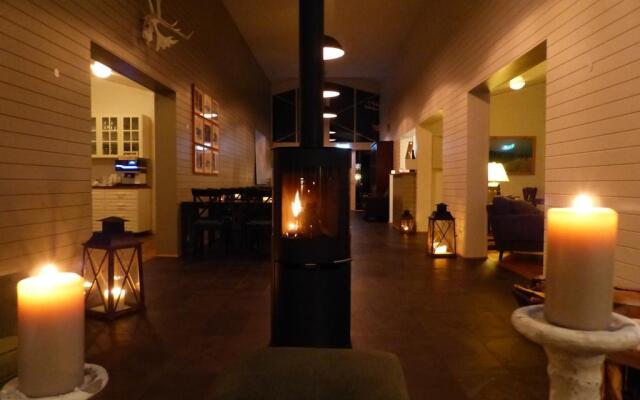 Aurora Lodge Hotel