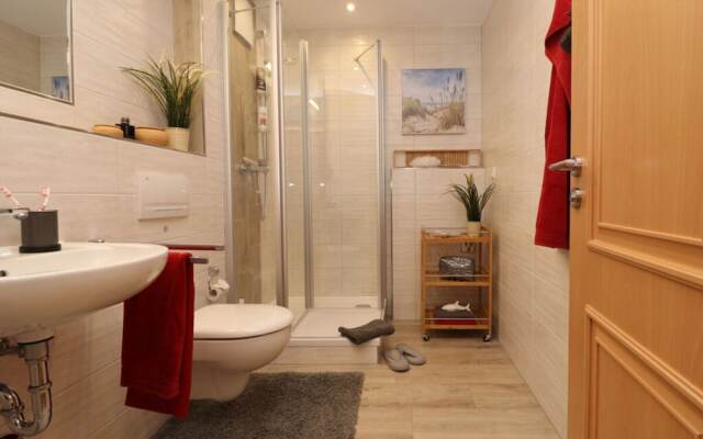 Nice Apartment in Ostseebad Wustrow