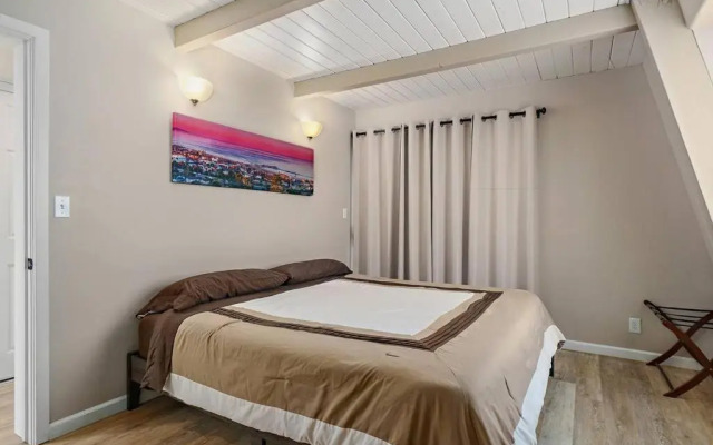 Ocean View Fun Deck Steps To Sandy Beach