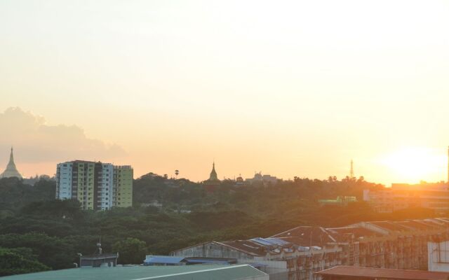 Royal Landmark Hotel