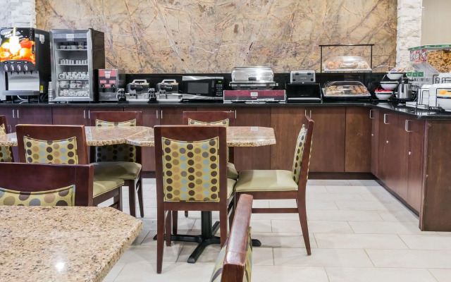 Comfort Inn Metro Airport