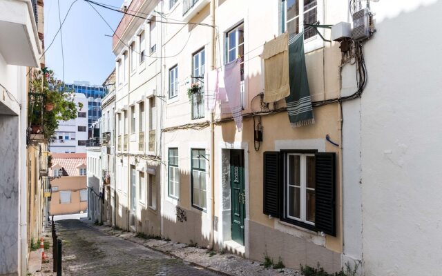 Metade Charming Studio in Lisbon Center