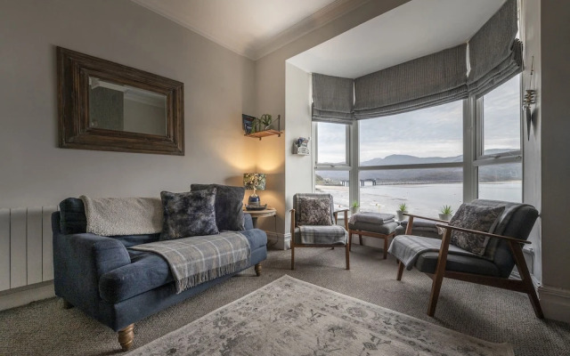 Harbour View - Flat 2